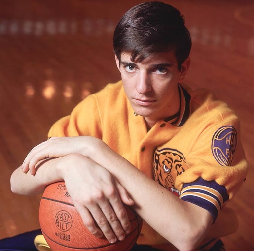 Pete Maravich Cause Of Death: What Happened To Pete Maravich? - ABTC