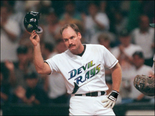 Wade Boggs Once Downed 107 Beers in a Day - FanBuzz